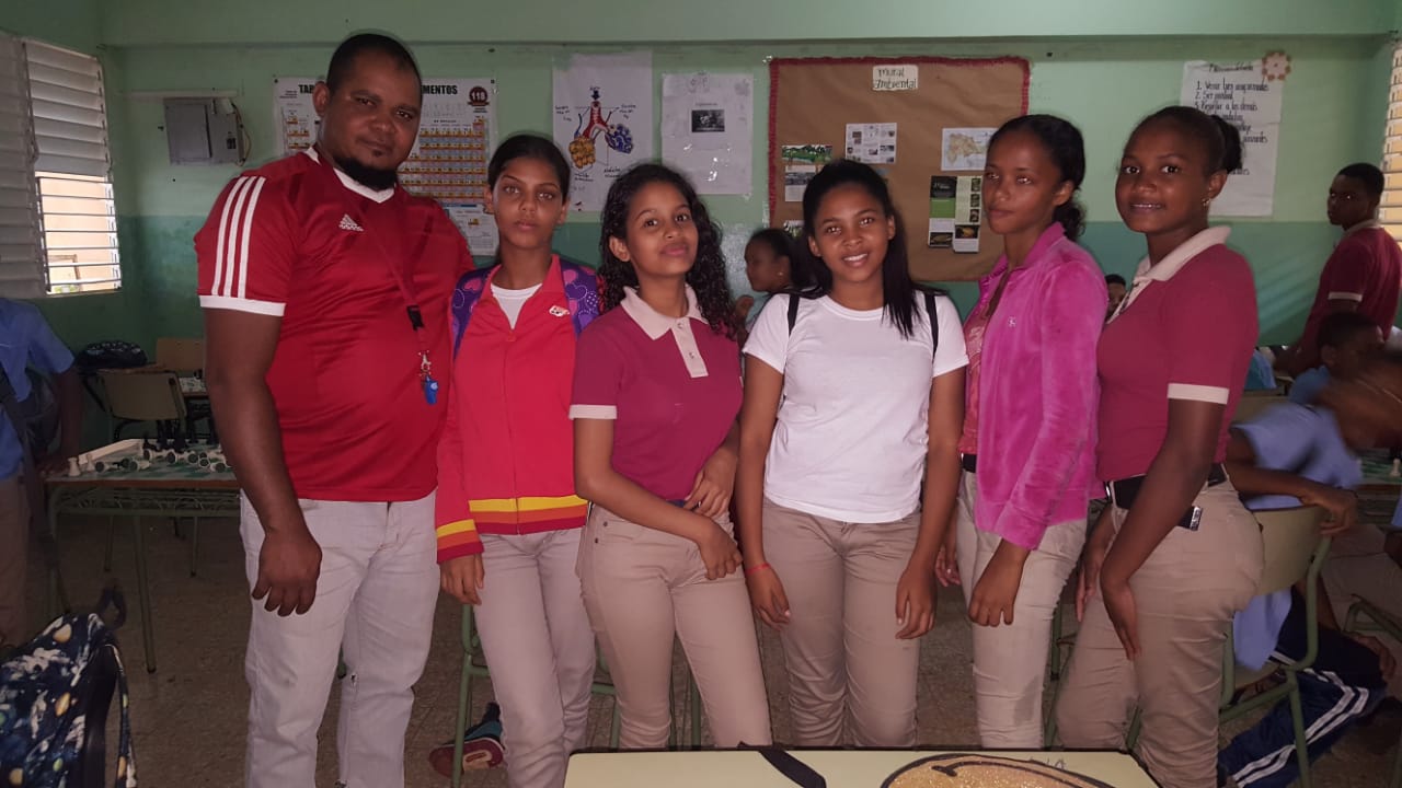 Torneo y Selección del equipo del Centro Educativo Lic.Socorro Del Rosario Sanchez, La Cueva, - Octubre 17, 2018